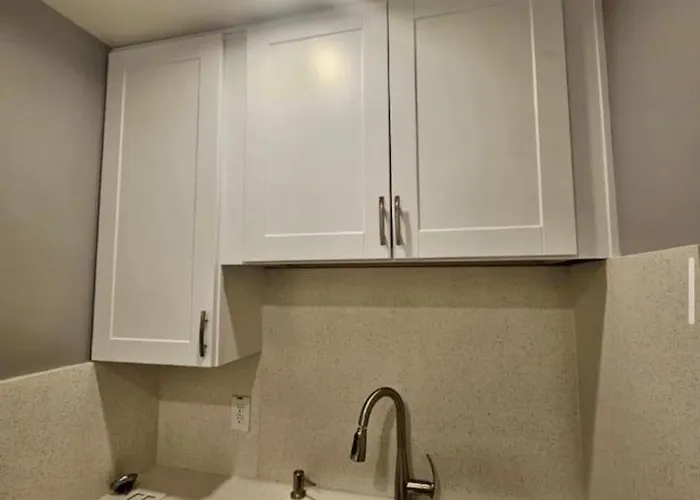 Phx Airport 9br, 7ba, Bbq, Events And Pets Allowed