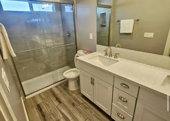 Phx Airport 9br, 7ba, Bbq, Events And Pets Allowed *