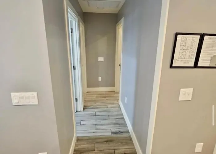 Villa Phx Airport 9br, 7ba, Bbq, Events And Pets Allowed Phoenix