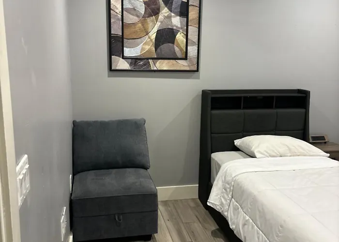 Phx Airport 9br, 7ba, Bbq, Events And Pets Allowed * Phoenix