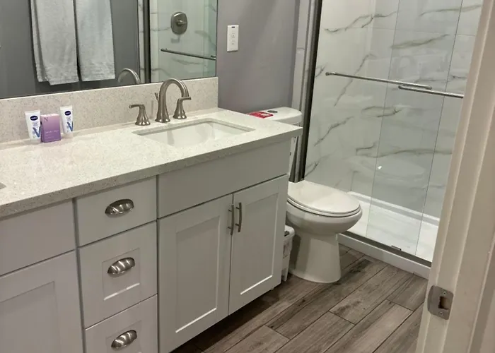 Phx Airport 9br, 7ba, Bbq, Events And Pets Allowed *